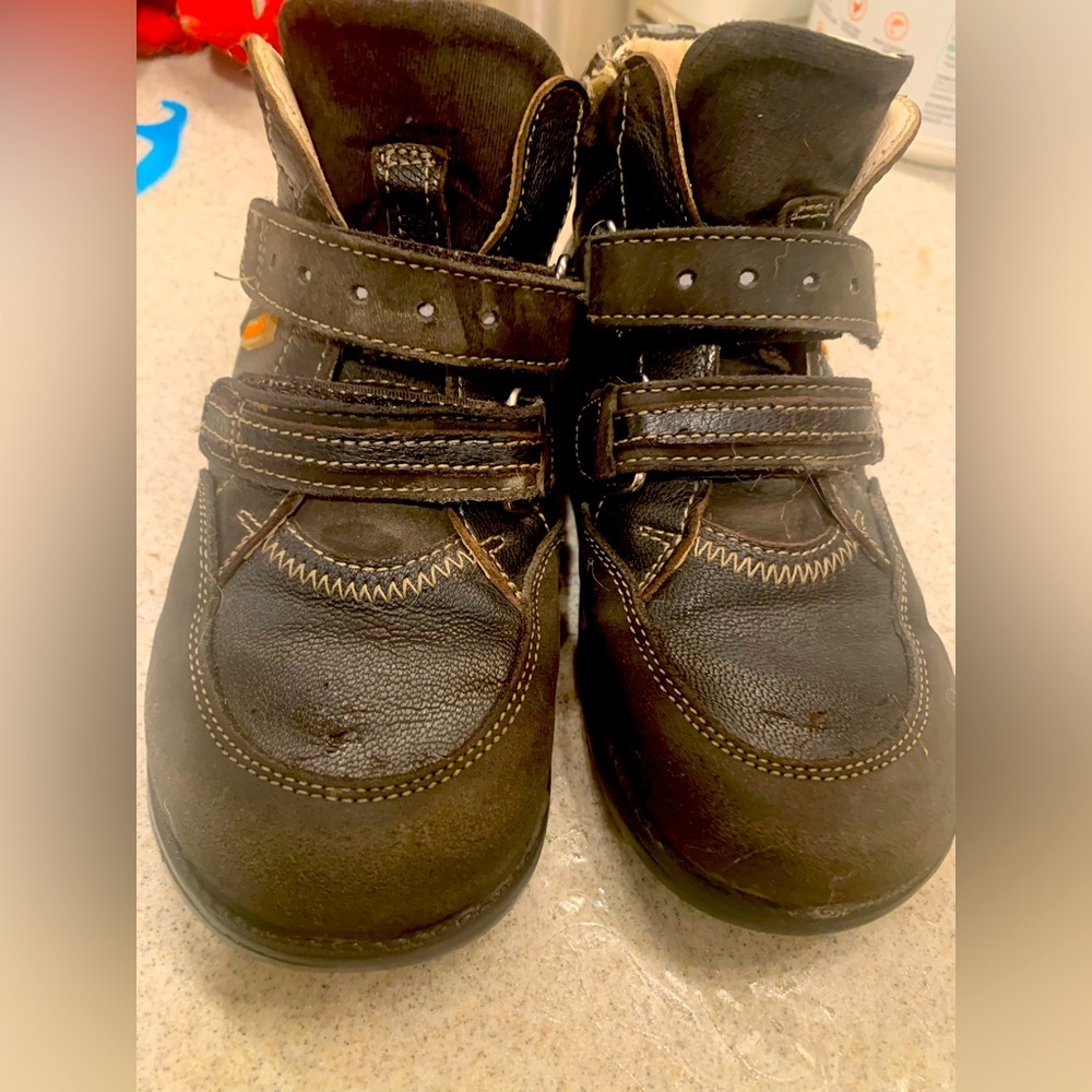 Memo orthopedic shoes